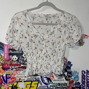 SRING/SUMMER FLORAL TOP